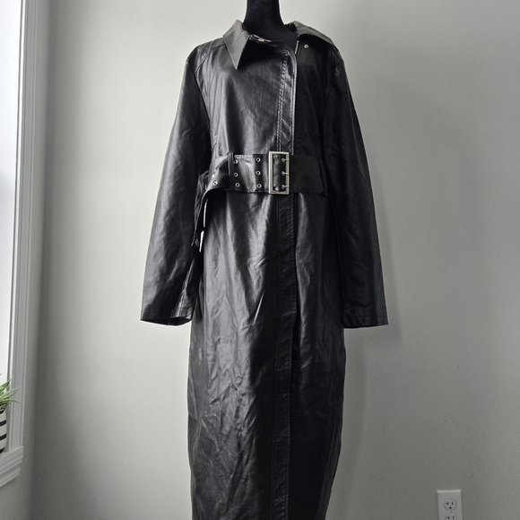 PrettyLittleThing Women's Long Faux Leather Textured Black Trench Coat 14 - Picture 3 of 16